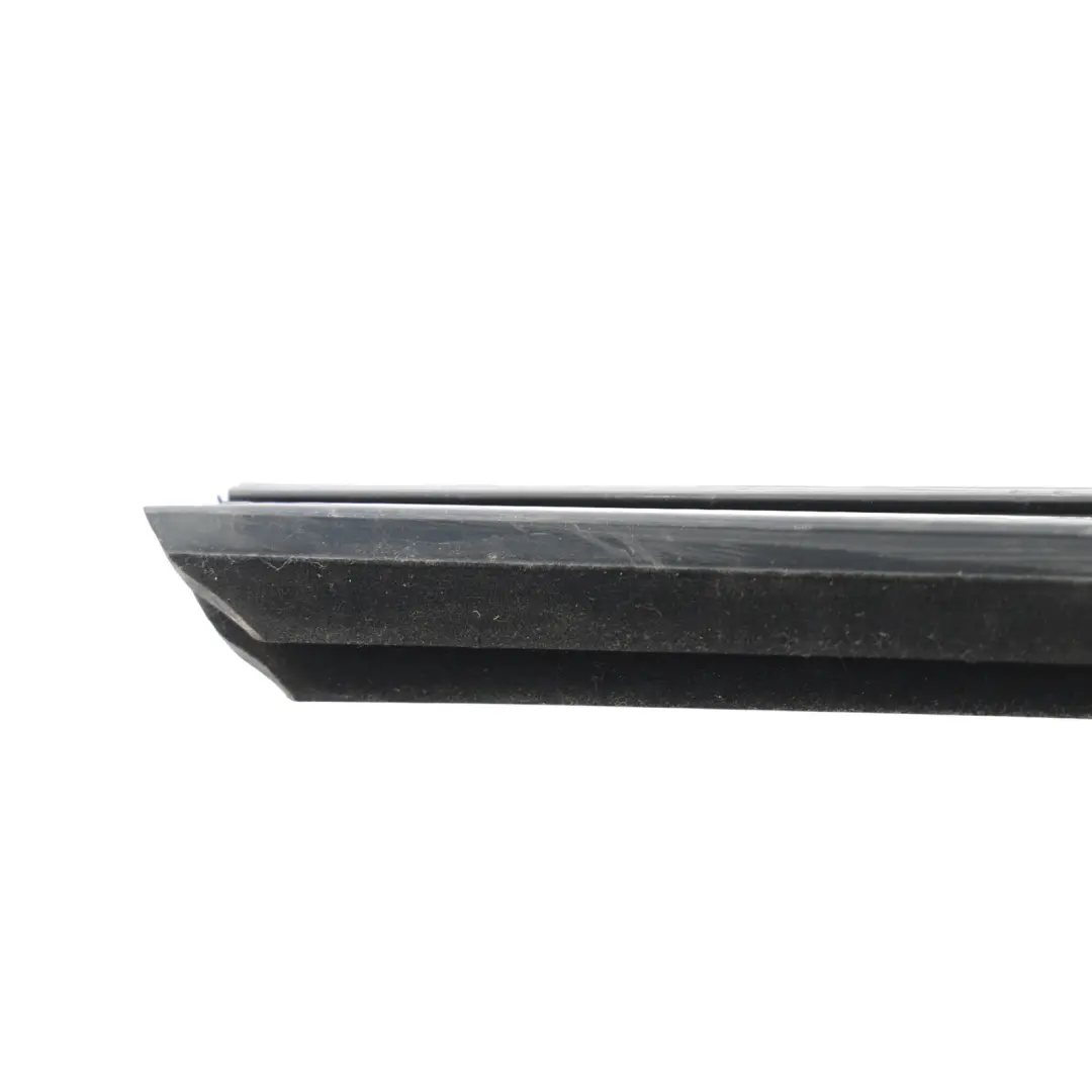 Front Door Window Seal Gasket Inner Right O/S to Volkswagen Passat CC with Part number 3C8837472B Volkswagen Passat CC Front Door Window Seal Gasket Inner Right O/S - SKU 3C8837472B - Part number 3C8837472B