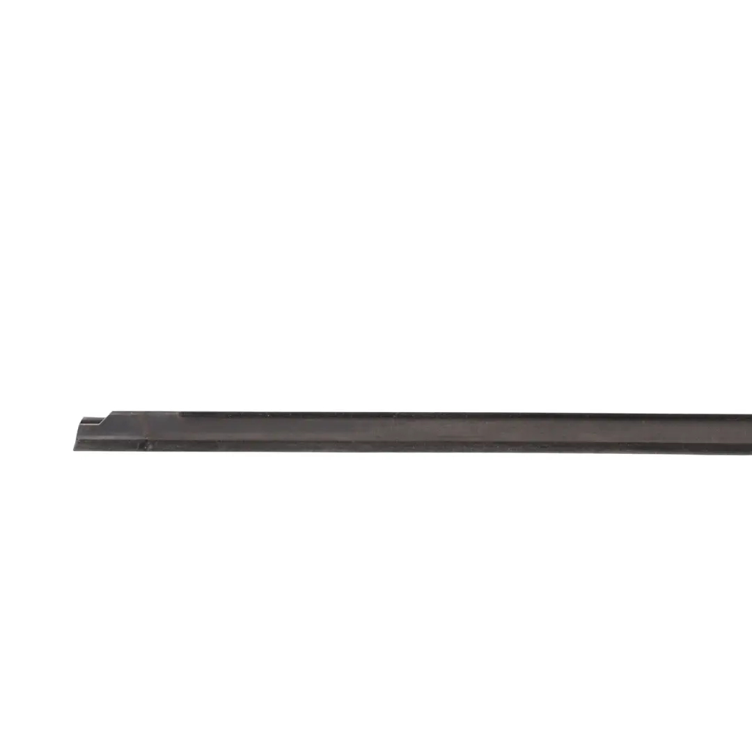 VW Volkswagen Passat CC Window Aperture Seal Outer Front Right O/S - SKU 3C8837476H - Part number 3C8837476H
