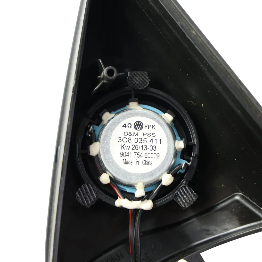 Osłona Głośnika Trójkąta Lusterka Lewa do Volkswagen Passat CC o numerze 3C8837993E Volkswagen Passat CC Osłona Głośnika Trójkąta Lusterka Lewa - SKU 3C8837993E - Numer Części 3C8837993E