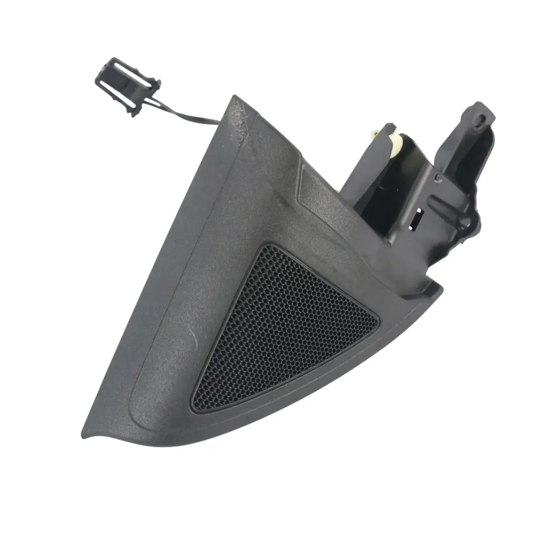 Tapa Triángulo Retrovisor Puerta Negro Derecho para Volkswagen Passat CC con número de pieza 3C8837994E Volkswagen Passat CC Tapa Triángulo Retrovisor Puerta Negro Derecho - SKU 3C8837994E - Número de pieza 3C8837994E