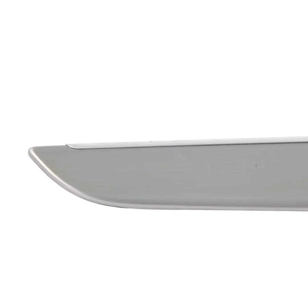 Panel Moldura Puerta Delantera Izquierda para Volkswagen Passat CC con número de pieza 3C8867409AA Volkswagen Passat CC Panel Moldura Puerta Delantera Izquierda - SKU 3C8867409AA - Número de pieza 3C8867409AA