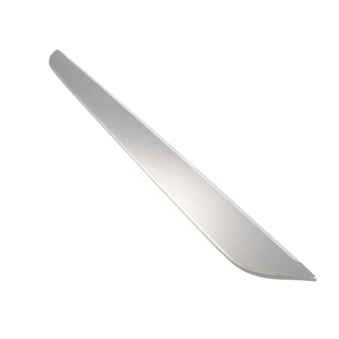 Moldura Embellecedor Puerta Trasera Derecha Aluminio para Volkswagen Passat CC con número de pieza 3C8867420N Volkswagen Passat CC Moldura Embellecedor Puerta Trasera Derecha Aluminio - SKU 3C8867420N - Número de pieza 3C8867420N