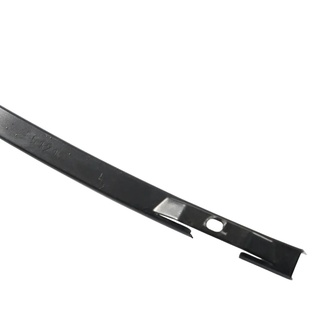 Guida Alzacristallo Posteriore Destra SW per Volkswagen Passat B7 con numero di parte 3C9839066A Volkswagen Passat B7 Guida Alzacristallo Posteriore Destra SW - SKU 3C9839066A - Numero di parte 3C9839066A