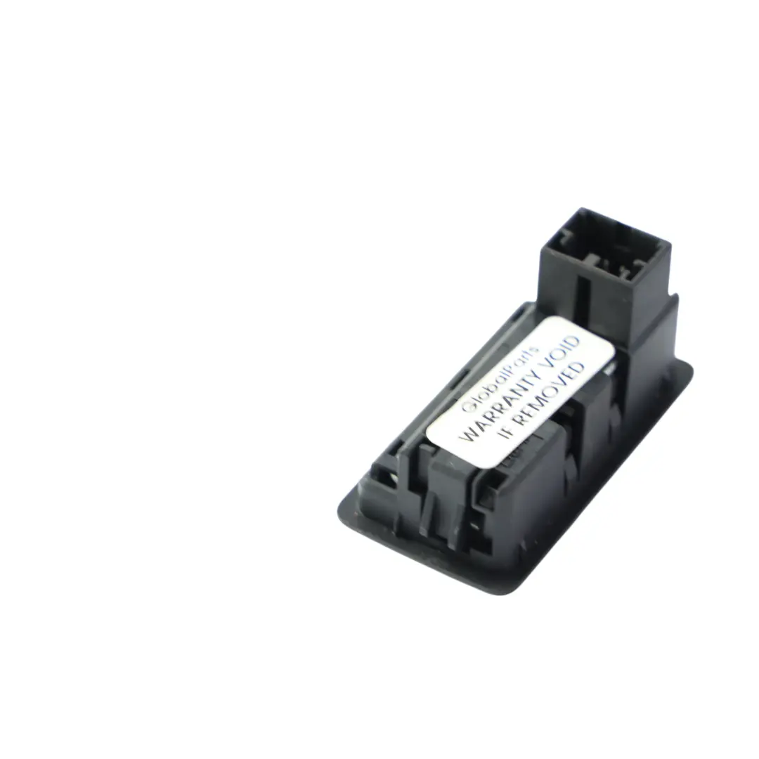 Volkswagen Tiguan MK2 Interrupteur Ouverture Hayon Coffre - SKU 3G0959831B - Numéro de pièce 3G0959831B