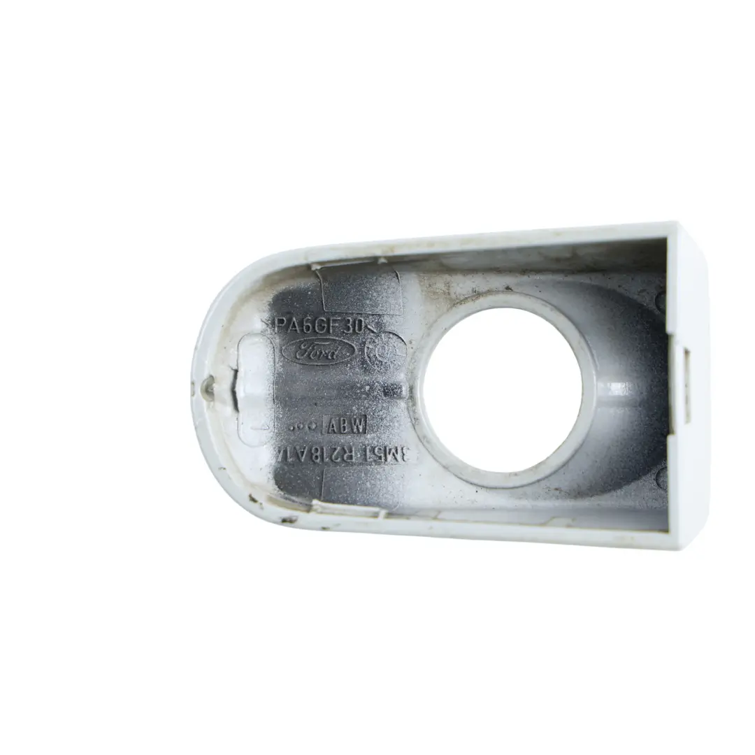 C394 Tapa Manija Puerta Delantera Derecha Blanco Hielo 3M51R218A14ACW para Ford Kuga con número de pieza 3M51-R218A14-ACW Ford Kuga C394 Tapa Manija Puerta Delantera Derecha Blanco Hielo 3M51R218A14ACW - SKU 3M51-R218A14-ACW-ICWH - Número de pieza 3M51-R218A14-ACW