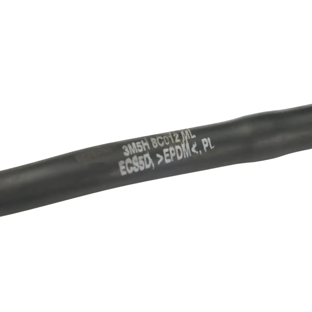 Tubo Manicotto Radiatore Liquido Refrigerante per Ford Focus Titanium con numero di parte 3M5H-8C012-ML Ford Focus Titanium Tubo Manicotto Radiatore Liquido Refrigerante - SKU 3M5H-8C012-ML - Numero di parte 3M5H-8C012-ML