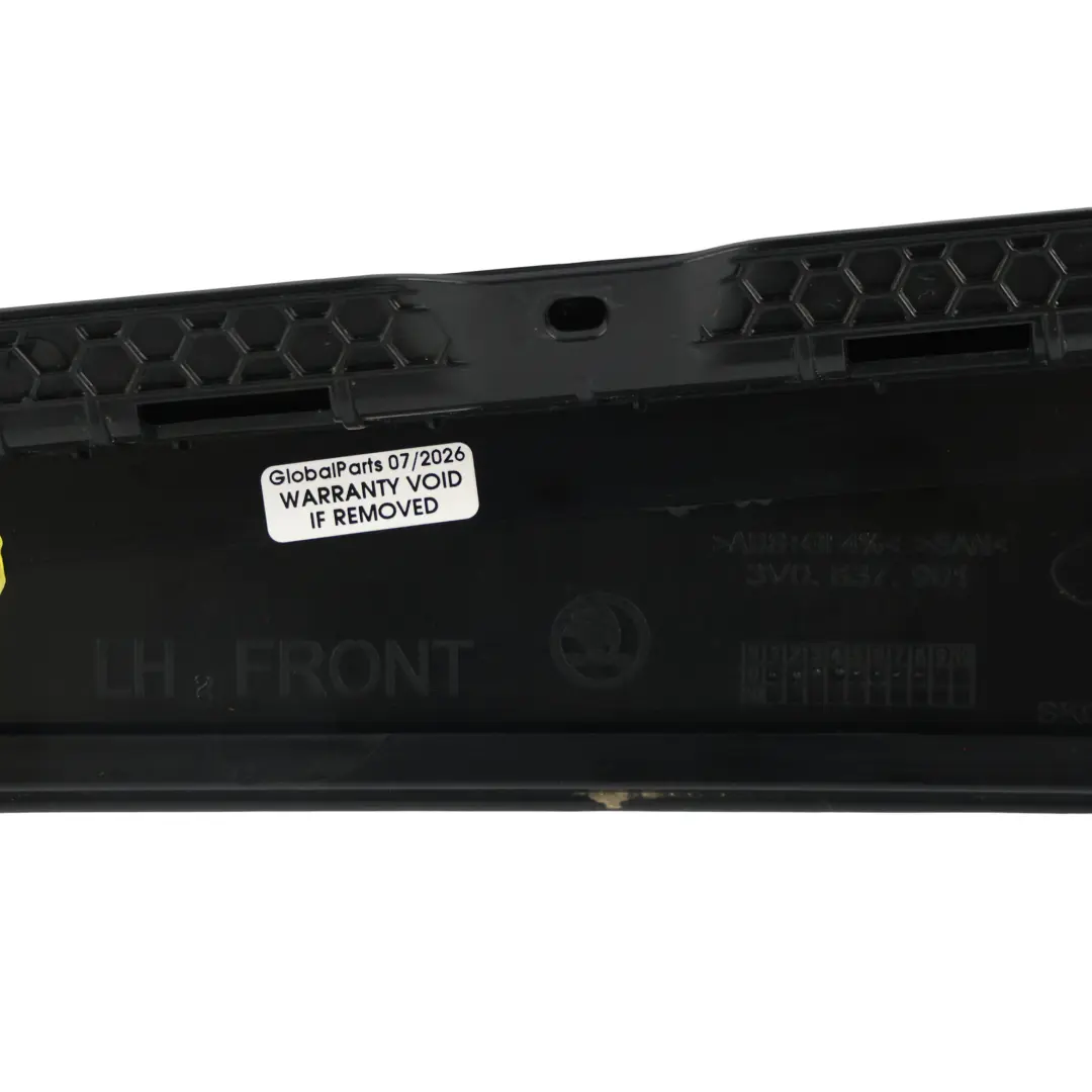 Skoda Superb MK3 Rivestimento Montante Porta Anteriore Nero Sinistro - SKU 3V0837901 - Numero di parte 3V0837901