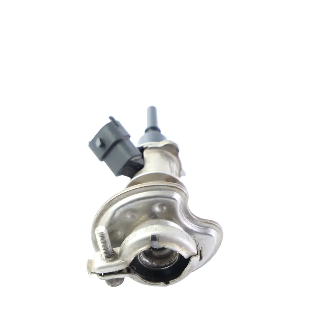Vauxhall Movano C AdBlue Fuel Additive Injector 2.2 Diesel Engine - SKU 46353526 - Part number 46353526