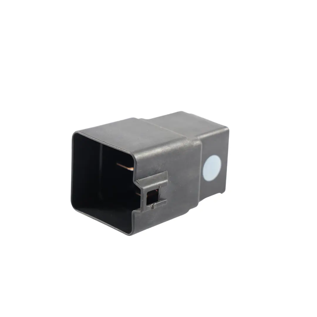 Relé Unidad Ventilador Radiador Negro para Opel Movano C con número de pieza 46537685 Opel Movano C Relé Unidad Ventilador Radiador Negro - SKU 46537685 - Número de pieza 46537685
