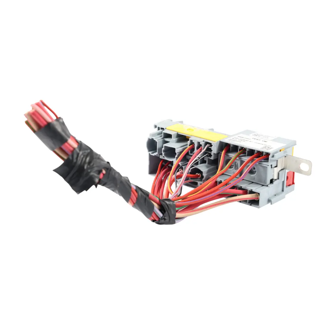 Vauxhall Movano C Additional Fuse Box Module Unit 2.2 Diesel B22LUE - SKU 46867943 - Part number 46867943