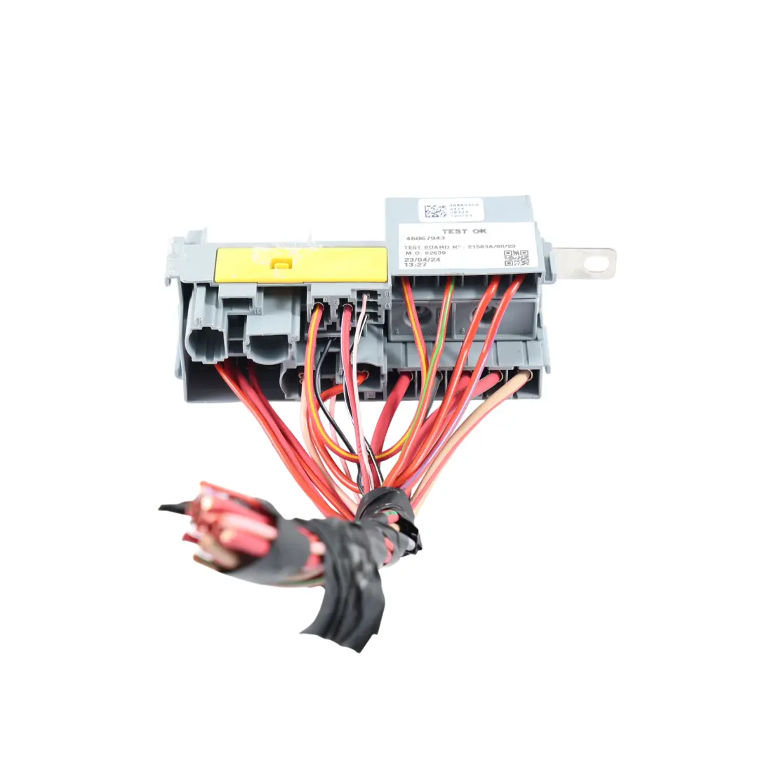 Opel Movano C Modulo Scatola Fusibili Aggiuntiva 2.2 Diesel B22LUE - SKU 46867943 - Numero di parte 46867943