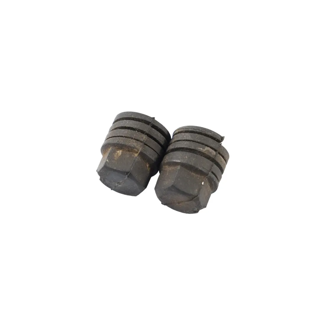 Porsche Cayenne 92A Audi A3 8V Q7 4L Capot Butée Cache X2 - SKU 4B0823481 - Numéro de pièce 4B0823481