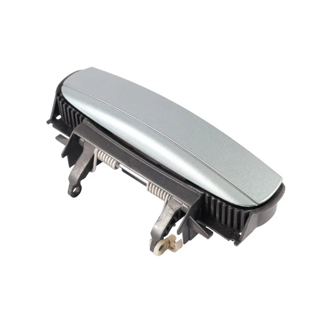 Tylna Klamka Drzwi Szary Condor Y7E Lewa Prawa do Audi A4 o numerze 4B0839885 Audi A4 Tylna Klamka Drzwi Szary Condor Y7E Lewa Prawa - SKU 4B0839885-CGR - Numer Części 4B0839885