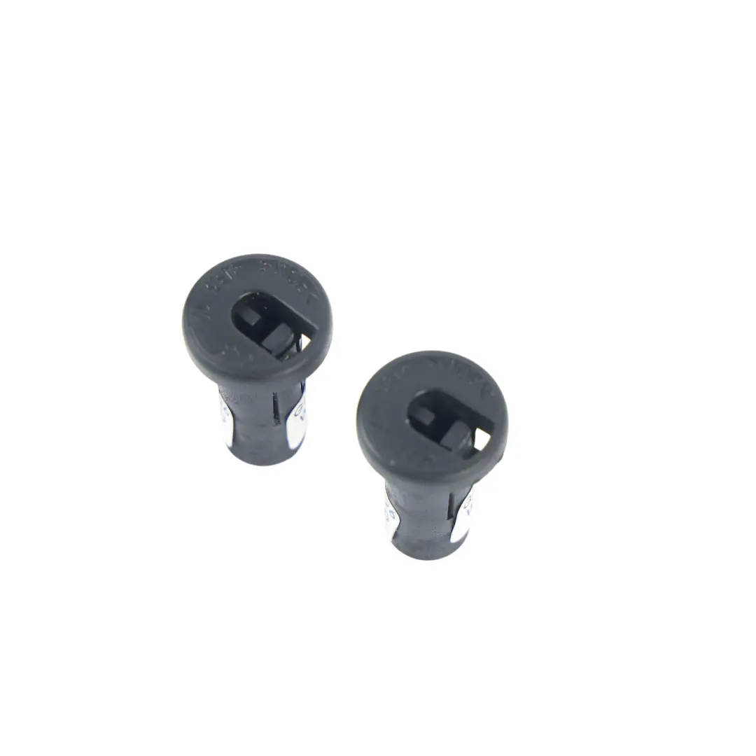 Kühler Befestigung Clip Stift Dübel Set x2 für Audi A4 B6 B7 mit Teilenummer 4B3121200 Audi A4 B6 B7 Kühler Befestigung Clip Stift Dübel Set x2 - SKU 4B3121200 - Teilenummer 4B3121200