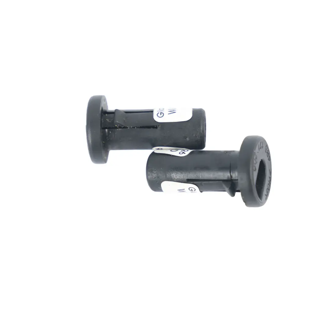 Kühler Befestigung Clip Stift Dübel Set x2 für Audi A4 B6 B7 mit Teilenummer 4B3121200 Audi A4 B6 B7 Kühler Befestigung Clip Stift Dübel Set x2 - SKU 4B3121200 - Teilenummer 4B3121200