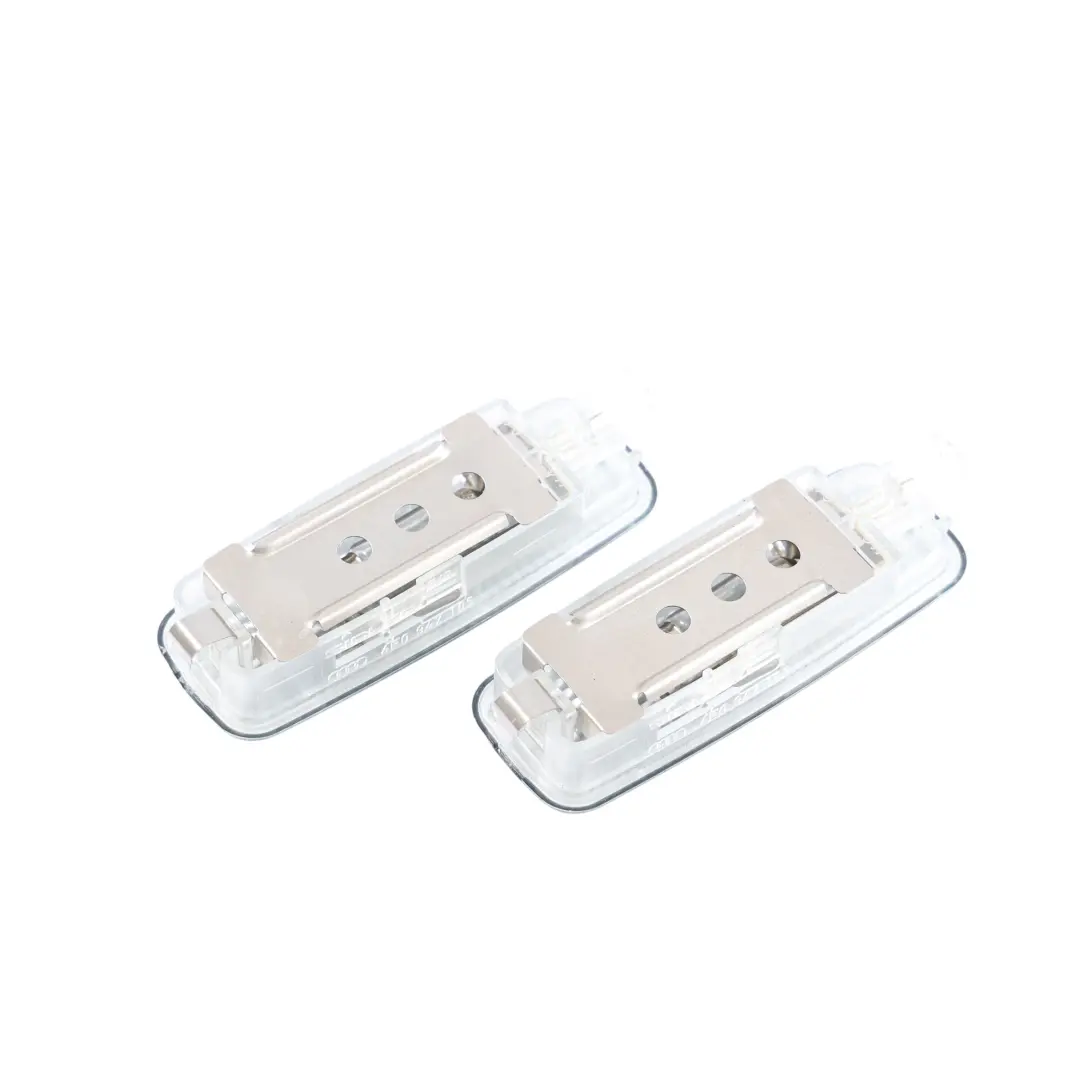 Luz Interior Parasol Izquierda Derecha X2 para Audi A3 8P A7 4G con número de pieza 4E0947105 Audi A3 8P A7 4G Luz Interior Parasol Izquierda Derecha X2 - SKU 4E0947105-1 - Número de pieza 4E0947105