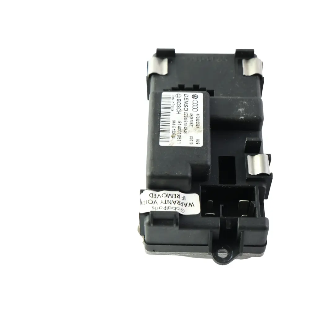 4F S6 R8 RS6 Rezystor Dmuchawy Nagrzewnicy BOSCH do Audi A6 o numerze 4F0820521 Audi A6 4F S6 R8 RS6 Rezystor Dmuchawy Nagrzewnicy BOSCH - SKU 4F0820521 - Numer Części 4F0820521