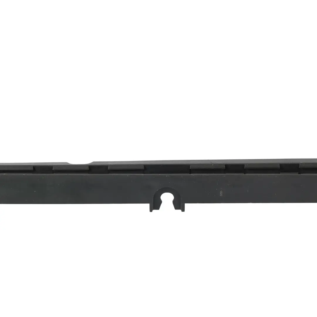 Audi A6 C6 Support Bande Fixation Porte Arrière Droite - SKU 4F0833346 - Numéro de pièce 4F0833346