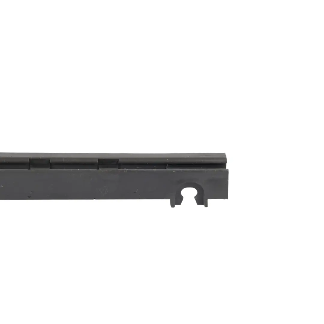 Audi A6 C6 Soporte Tira Retención Puerta Trasera Derecha - SKU 4F0833346 - Número de pieza 4F0833346