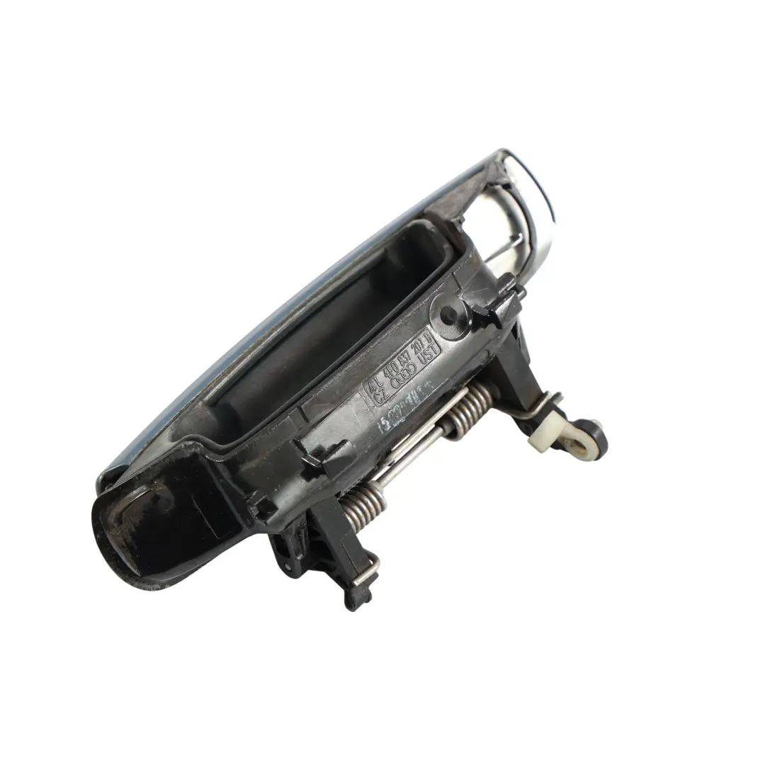 Klamka Zewnętrzna Drzwi Lewa Polar Blue X5Y do Audi A3 8P A6 C6 o numerze 4F0837207B Audi A3 8P A6 C6 Klamka Zewnętrzna Drzwi Lewa Polar Blue X5Y - SKU 4F0837207B-PBM - Numer Części 4F0837207B