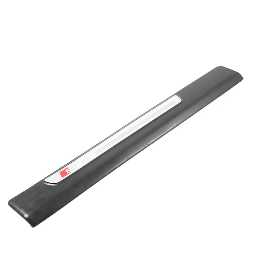 Moldura Umbral Puerta S Line Trasero Derecho para Audi A6 C6 con número de pieza 4F0853376K Audi A6 C6 Moldura Umbral Puerta S Line Trasero Derecho - SKU 4F0853376K - Número de pieza 4F0853376K