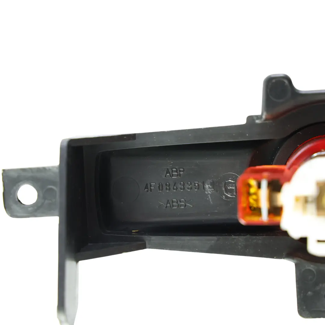 Presa Accendisigari 12V Pannello Posteriore Nero per Audi A6 C6 con numero di parte 4F0863351G Audi A6 C6 Presa Accendisigari 12V Pannello Posteriore Nero - SKU 4F0863351G-1 - Numero di parte 4F0863351G