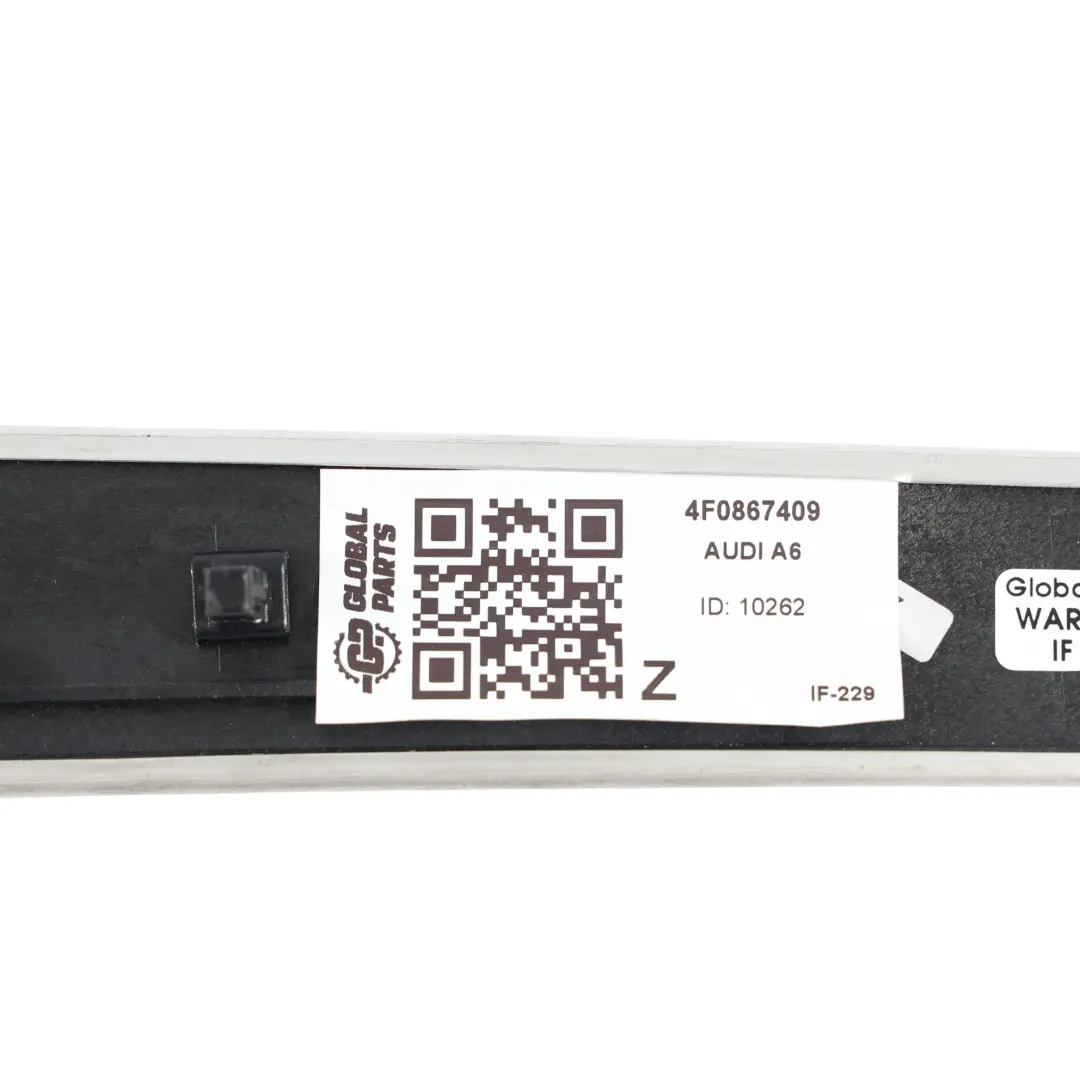 Audi A6 C6 Garniture Panneau Porte Avant Gauche Argent Brossé - SKU 4F0867409 - Numéro de pièce 4F0867409