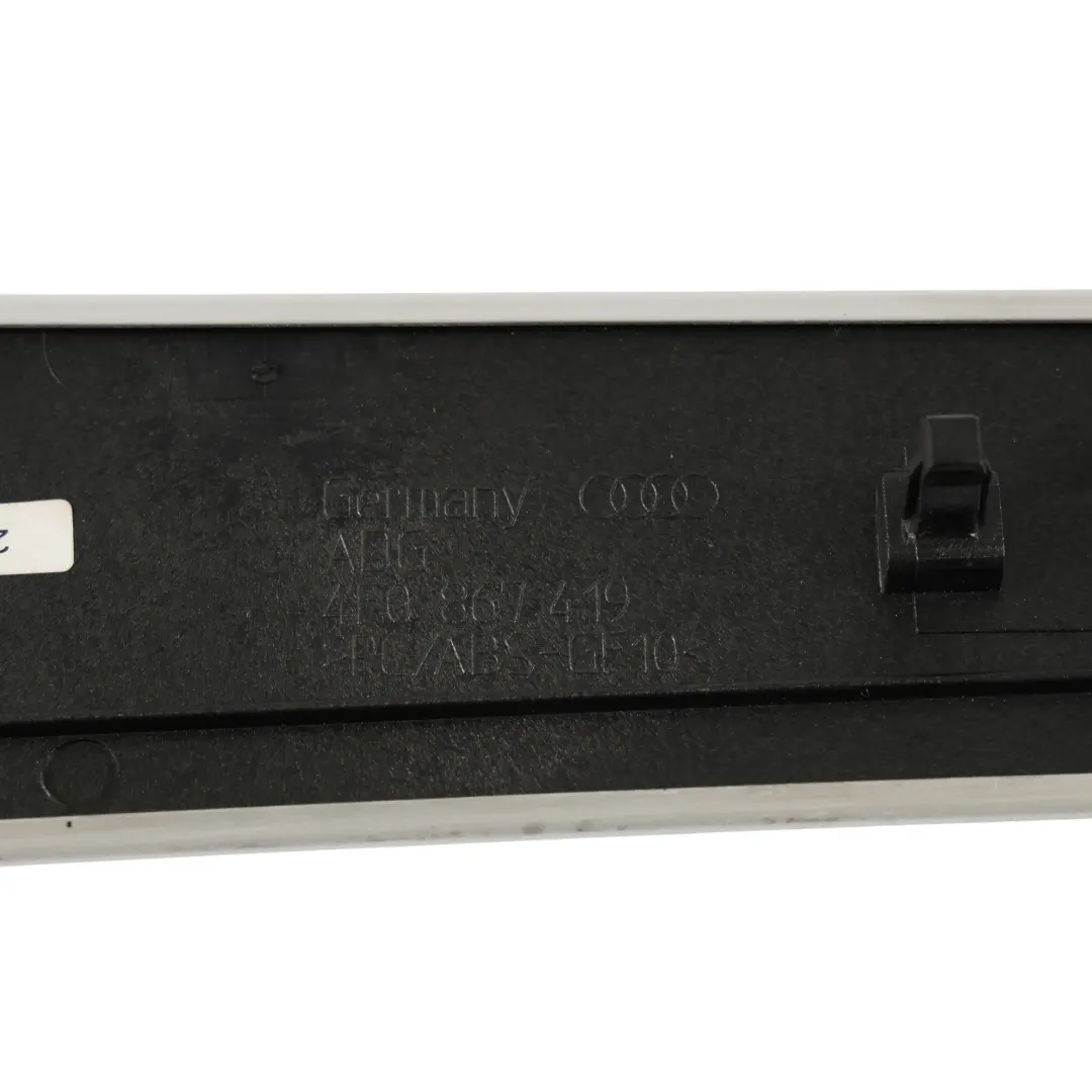 Audi A6 C6 Panel Moldura Puerta Trasera Izquierda Plata Cepillada - SKU 4F0867419 - Número de pieza 4F0867419