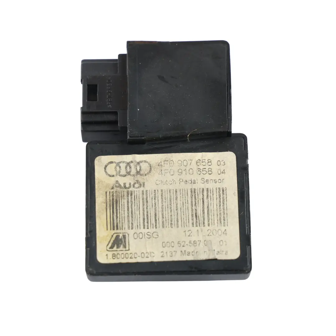 Kupplungspedal Steuergerät Modul Sensor Schalter für Audi A6 C6 mit Teilenummer 4F0907658 Audi A6 C6 Kupplungspedal Steuergerät Modul Sensor Schalter - SKU 4F0907658 - Teilenummer 4F0907658