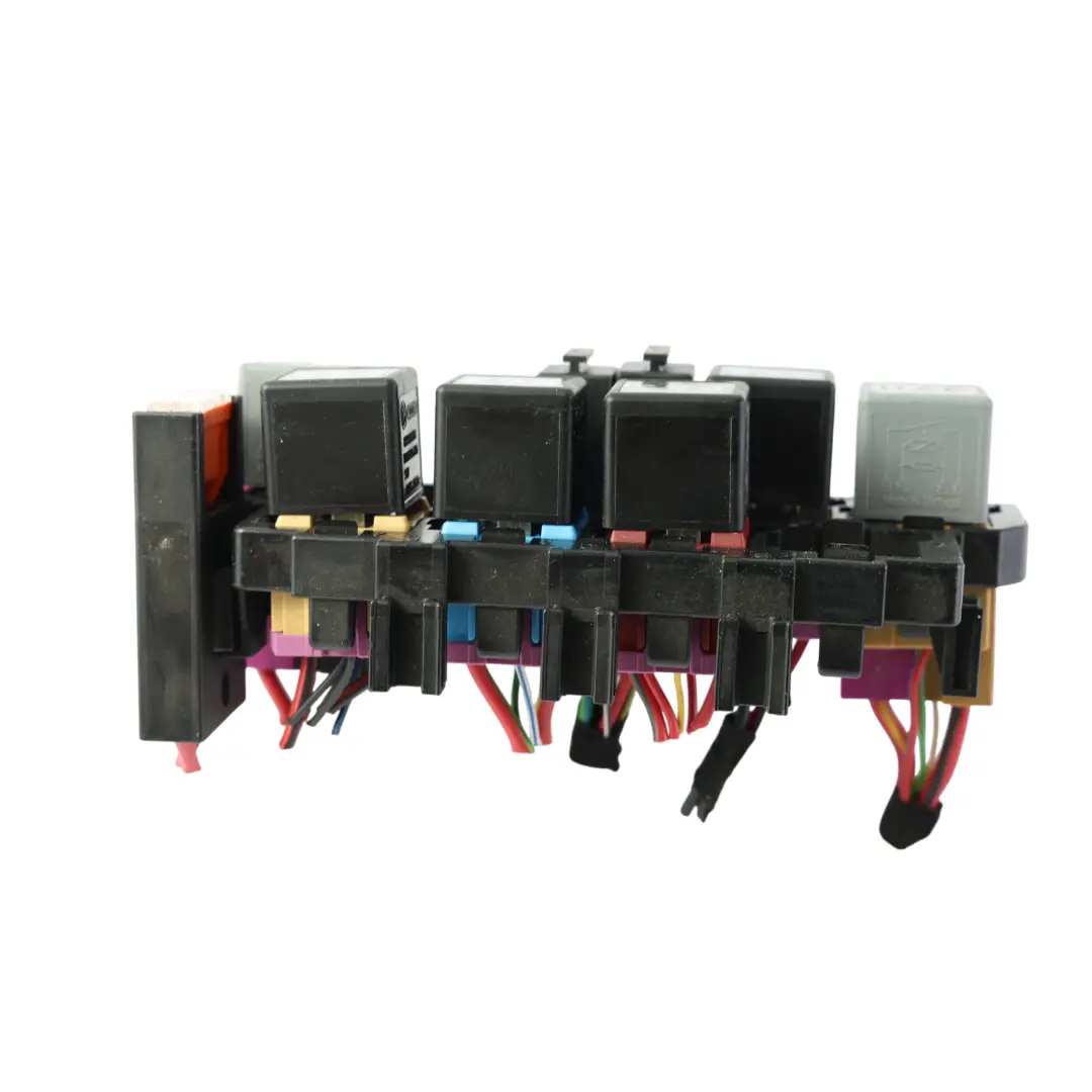 Dashboard Fuse Box Electrical Relay Unit to Audi A6 C6 R8 42 with Part number 4F0937503 Audi A6 C6 R8 42 Dashboard Fuse Box Electrical Relay Unit - SKU 4F0937503 - Part number 4F0937503