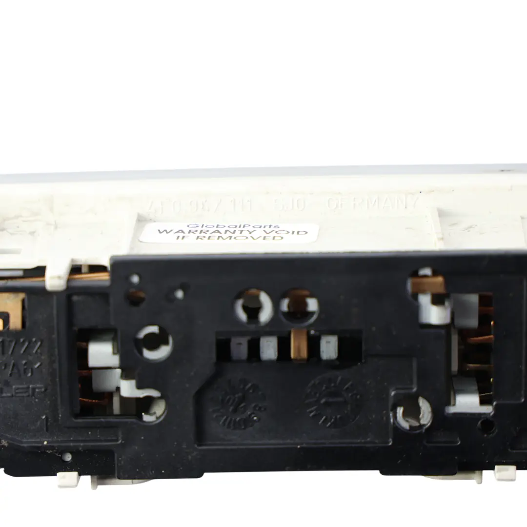 Luz Lectura Trasera Interruptor Panel Gris para Audi A6 C6 con número de pieza 4F0947111 Audi A6 C6 Luz Lectura Trasera Interruptor Panel Gris - SKU 4F0947111 - Número de pieza 4F0947111
