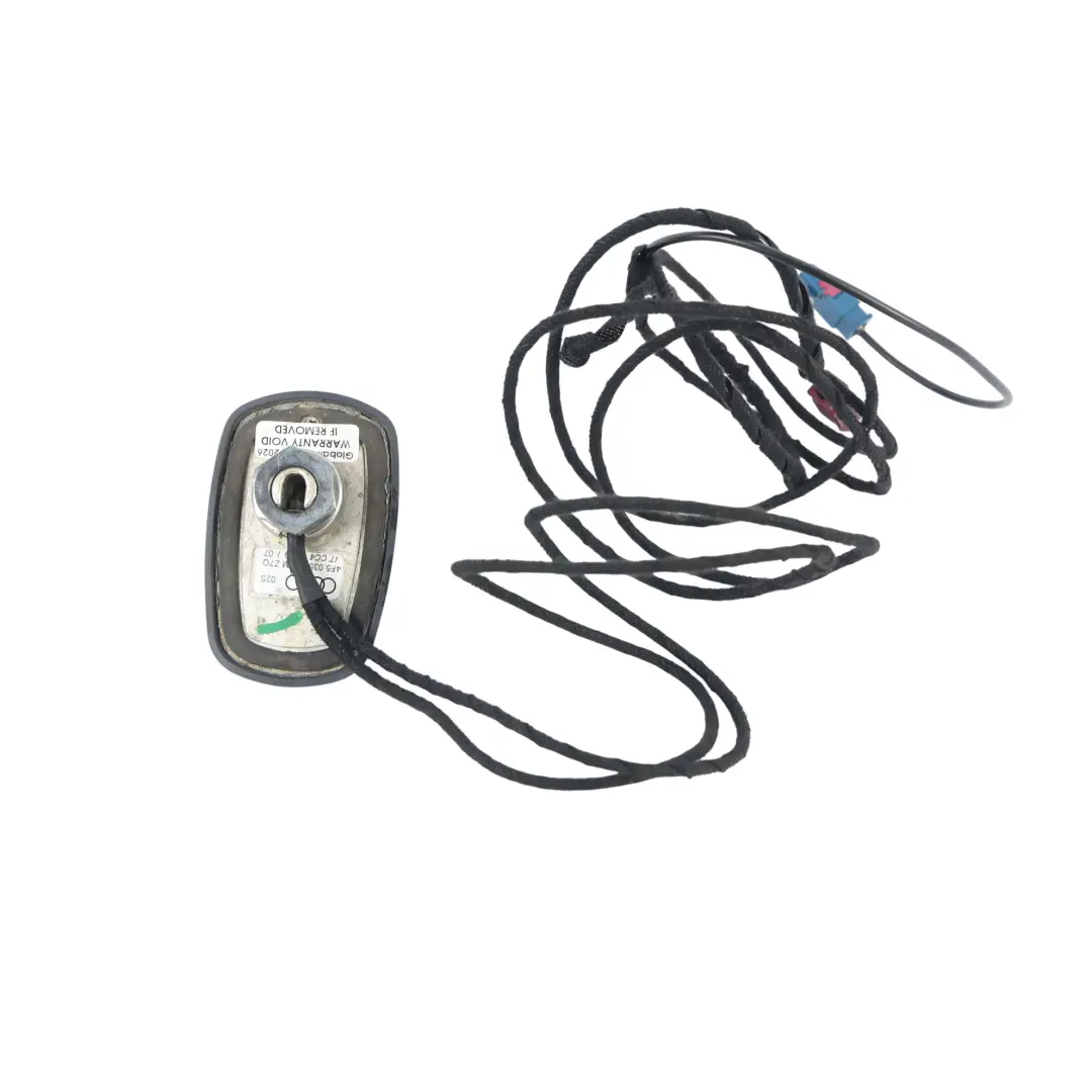 Antenna Tetto Pinna Squalo Grigio Ostrica Metallizzato Z7Q per Audi A6 C6 con numero di parte 4F5035503M Audi A6 C6 Antenna Tetto Pinna Squalo Grigio Ostrica Metallizzato Z7Q - SKU 4F5035503M-OGM - Numero di parte 4F5035503M