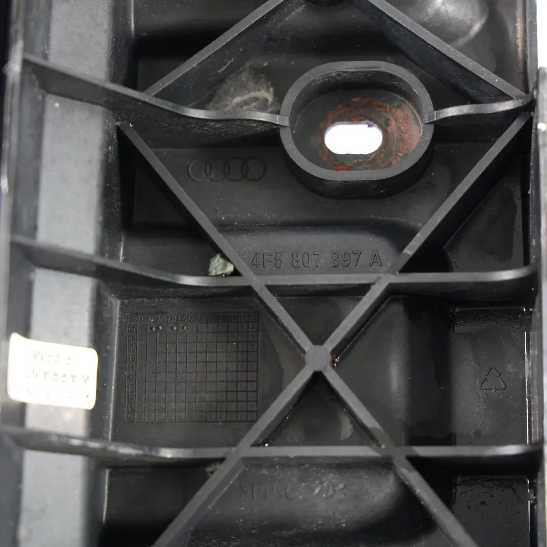 Soporte Parachoques Trasero Izquierdo para Audi A6 C6 con número de pieza 4F5807897A Audi A6 C6 Soporte Parachoques Trasero Izquierdo - SKU 4F5807897A - Número de pieza 4F5807897A
