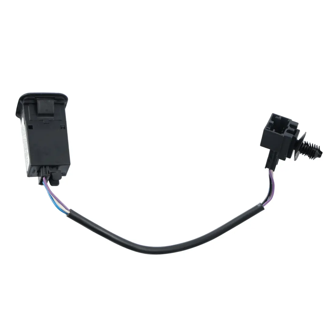 8K A5 8T A6 C7 Aux In Port Socket Plug Plug Power Outlet to Audi A3 8P A4 with Part number 4G0035474 Audi A3 8P A4 8K A5 8T A6 C7 Aux In Port Socket Plug Plug Power Outlet - SKU 4G0035474 - Part number 4G0035474