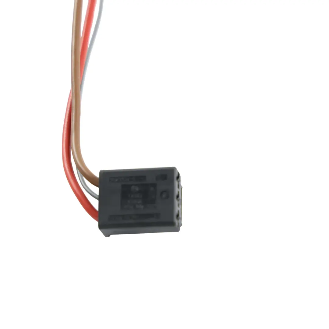Gniazdo Zasilania Zapalniczka 12V Wiązka Przewodów A do Audi A6 C7 o numerze 4G0919309 Audi A6 C7 Gniazdo Zasilania Zapalniczka 12V Wiązka Przewodów A - SKU 4G0919309-1 - Numer Części 4G0919309