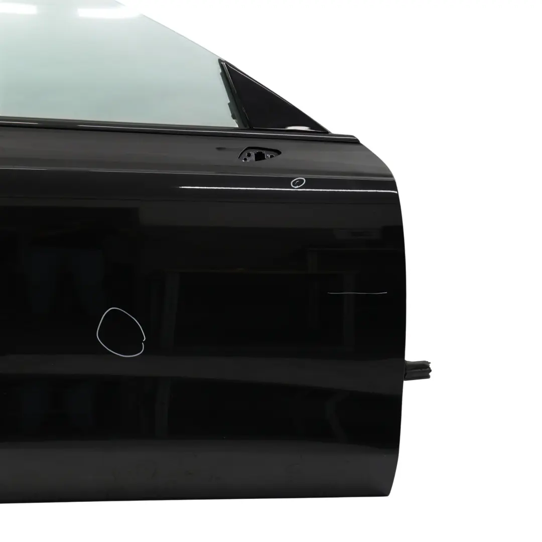4G8 Sportback Puerta Delantera Derecha Negro Phantom Z9Y para Audi A7 con número de pieza 4G8831052A Audi A7 4G8 Sportback Puerta Delantera Derecha Negro Phantom Z9Y - SKU 4G8831052A-PHB - Número de pieza 4G8831052A