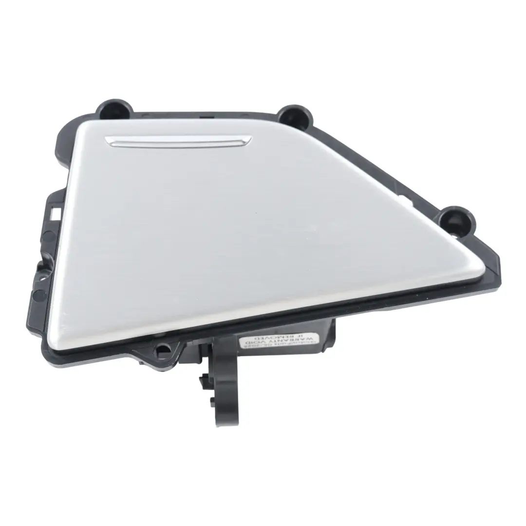 Popielniczka Boczka Drzwi Tylna Prawa Aluminium do Audi A8 D4 o numerze 4H0857406 Audi A8 D4 Popielniczka Boczka Drzwi Tylna Prawa Aluminium - SKU 4H0857406 - Numer Części 4H0857406