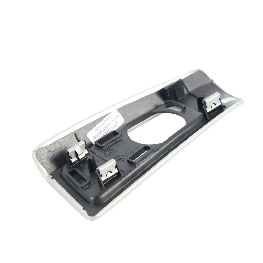 Moldura Pilar B Aluminio Plata Derecha para Audi A8 S8 4H D4 con número de pieza 4H0868144B Audi A8 S8 4H D4 Moldura Pilar B Aluminio Plata Derecha - SKU 4H0868144B - Número de pieza 4H0868144B