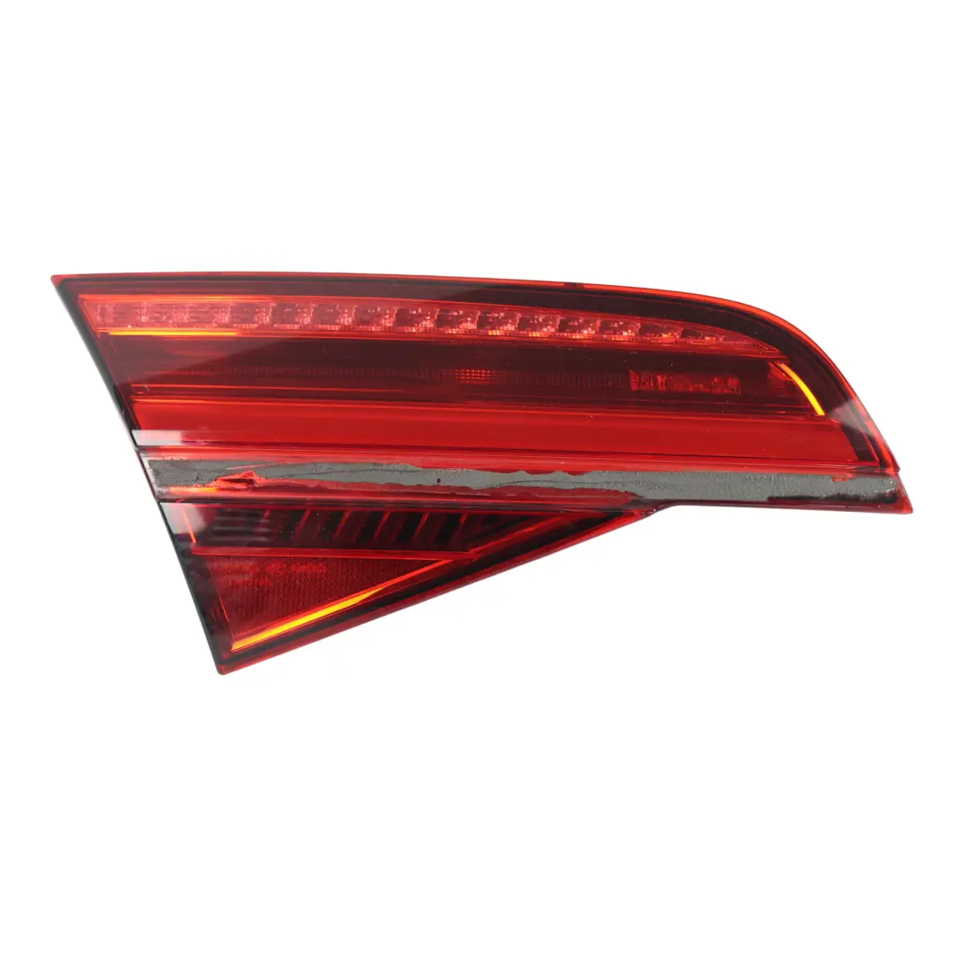 Audi A8 D4 Lampa Tylna W Klapie Lewa Wewnętrzna - SKU 4H0945093H - Numer Części 4H0945093H