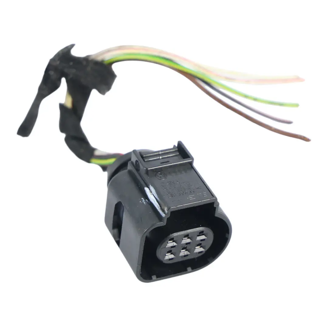 Lampa Tylna Wewnętrzna Prawa Wiązka Przewodów do Audi A8 D4 o numerze 4H0945094H Audi A8 D4 Lampa Tylna Wewnętrzna Prawa Wiązka Przewodów - SKU 4H0945094H-2 - Numer Części 4H0945094H