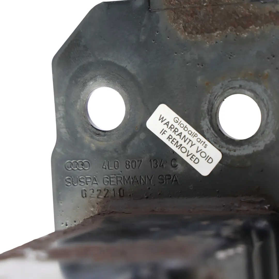 Wspornik Zderzaka Przedniego Prawy do Audi Q7 4L o numerze 4L0807134C Audi Q7 4L Wspornik Zderzaka Przedniego Prawy - SKU 4L0807134C - Numer Części 4L0807134C