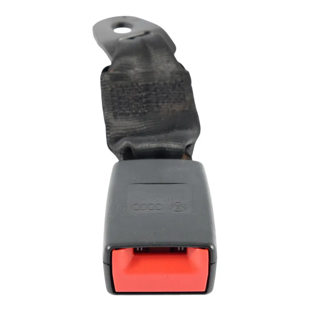 Fibbia Cintura Sicurezza Tre Punti Posteriore Centro per Audi Q7 4L con numero di parte 4L0857740H Audi Q7 4L Fibbia Cintura Sicurezza Tre Punti Posteriore Centro - SKU 4L0857740H - Numero di parte 4L0857740H