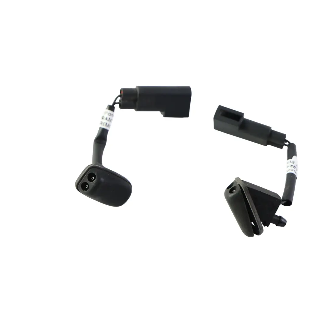 Ford Focus MK2 Mondeo MK4 Getti Lavavetro Riscaldati x2 - SKU 4M51-17666-A - Numero di parte 4M51-17666-A