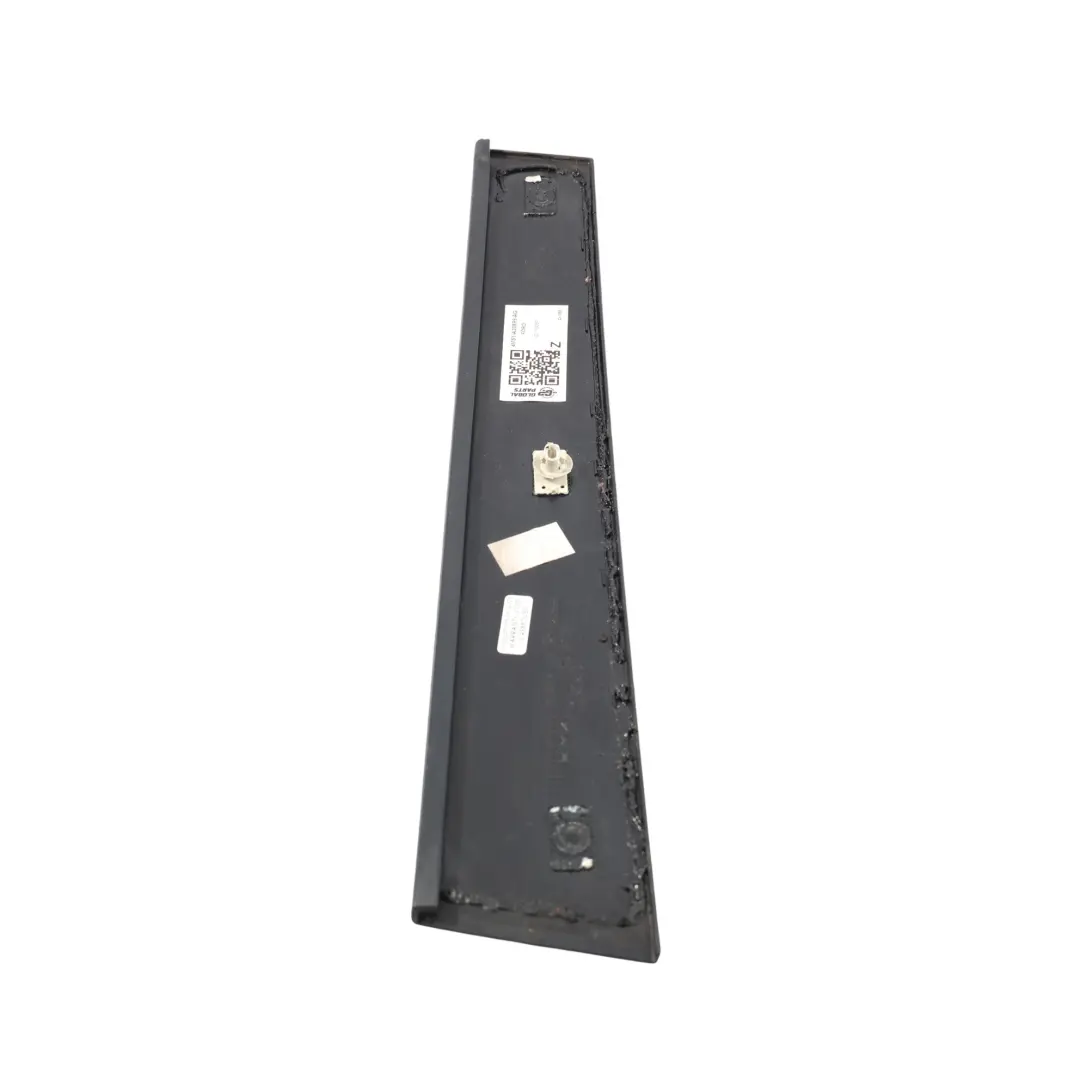Tür Fenster Rahmen Zierleiste Links für Ford Focus Titanium mit Teilenummer 4M51-A20899-AG Ford Focus Titanium Tür Fenster Rahmen Zierleiste Links - SKU 4M51-A20899-AG - Teilenummer 4M51-A20899-AG