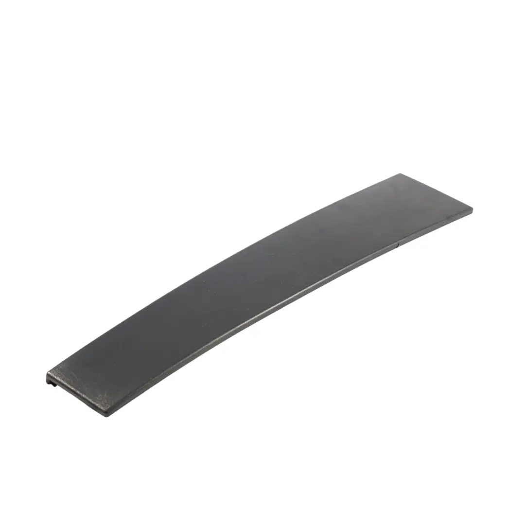 Tür Fenster Rahmen Zierleiste Links für Ford Focus Titanium mit Teilenummer 4M51-A20899-AG Ford Focus Titanium Tür Fenster Rahmen Zierleiste Links - SKU 4M51-A20899-AG - Teilenummer 4M51-A20899-AG