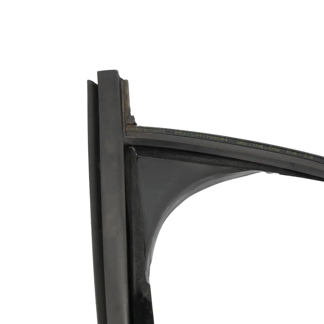 Guarnizione Vetro Porta Anteriore Sinistra per Ford Focus Titanium con numero di parte 4M51-A21511-A Ford Focus Titanium Guarnizione Vetro Porta Anteriore Sinistra - SKU 4M51-A21511-A - Numero di parte 4M51-A21511-A