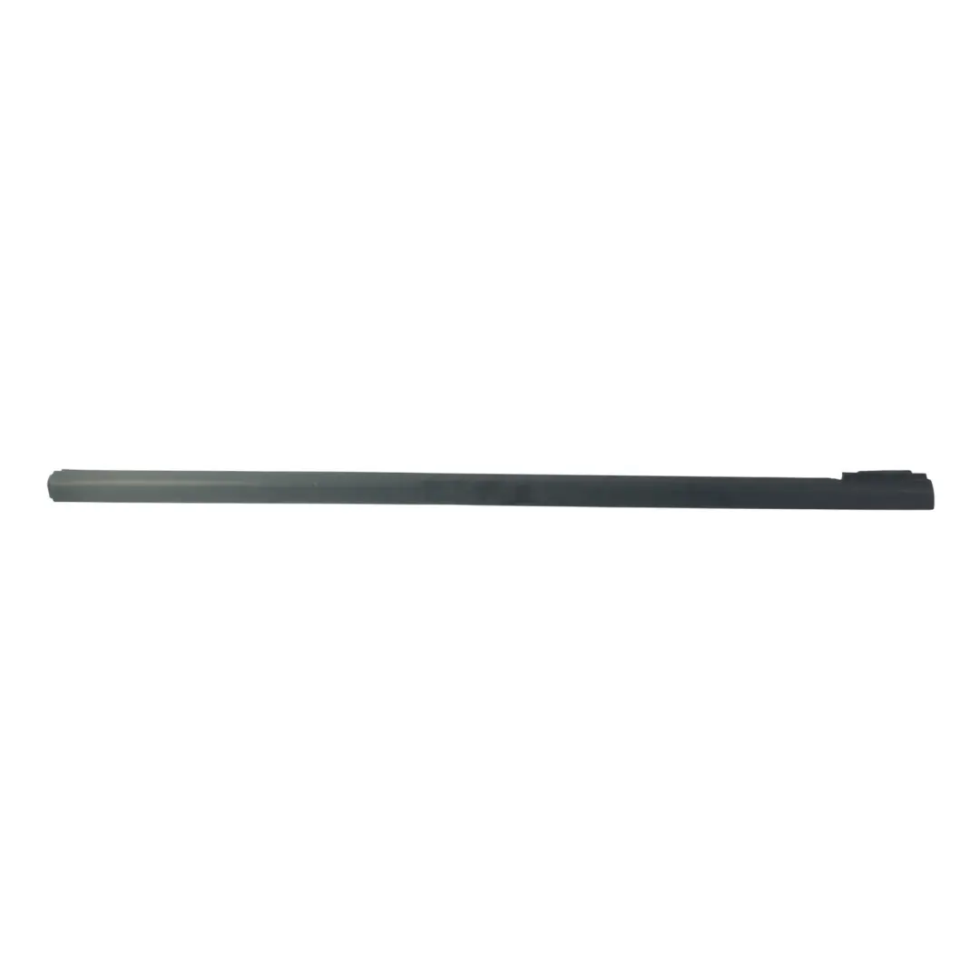 Guarnizione Finestrino Posteriore Destra 4M51-A25604 per Ford Focus Titanium con numero di parte 4M51-A25604-AK Ford Focus Titanium Guarnizione Finestrino Posteriore Destra 4M51-A25604 - SKU 4M51-A25604-AK - Numero di parte 4M51-A25604-AK
