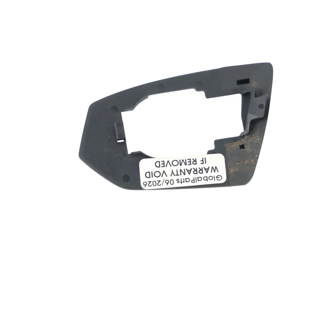 Poignée Porte Avant Arrière Cache Support Droit pour Audi A6 C8 à propos du numéro de pièce 4M8837278 Audi A6 C8 Poignée Porte Avant Arrière Cache Support Droit - SKU 4M8837278 - Numéro de pièce 4M8837278