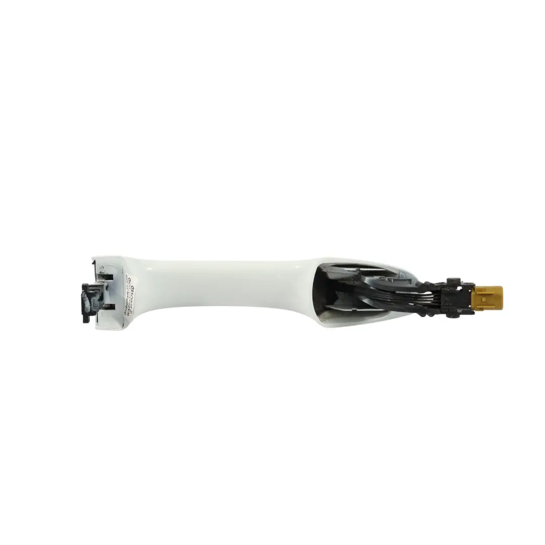Front Outer Handle Right O/S Pure White C9A to VW Volkswagen Tiguan 5N with Part number 510837206L VW Volkswagen Tiguan 5N Front Outer Handle Right O/S Pure White C9A - SKU 510837206L-PWH - Part number 510837206L