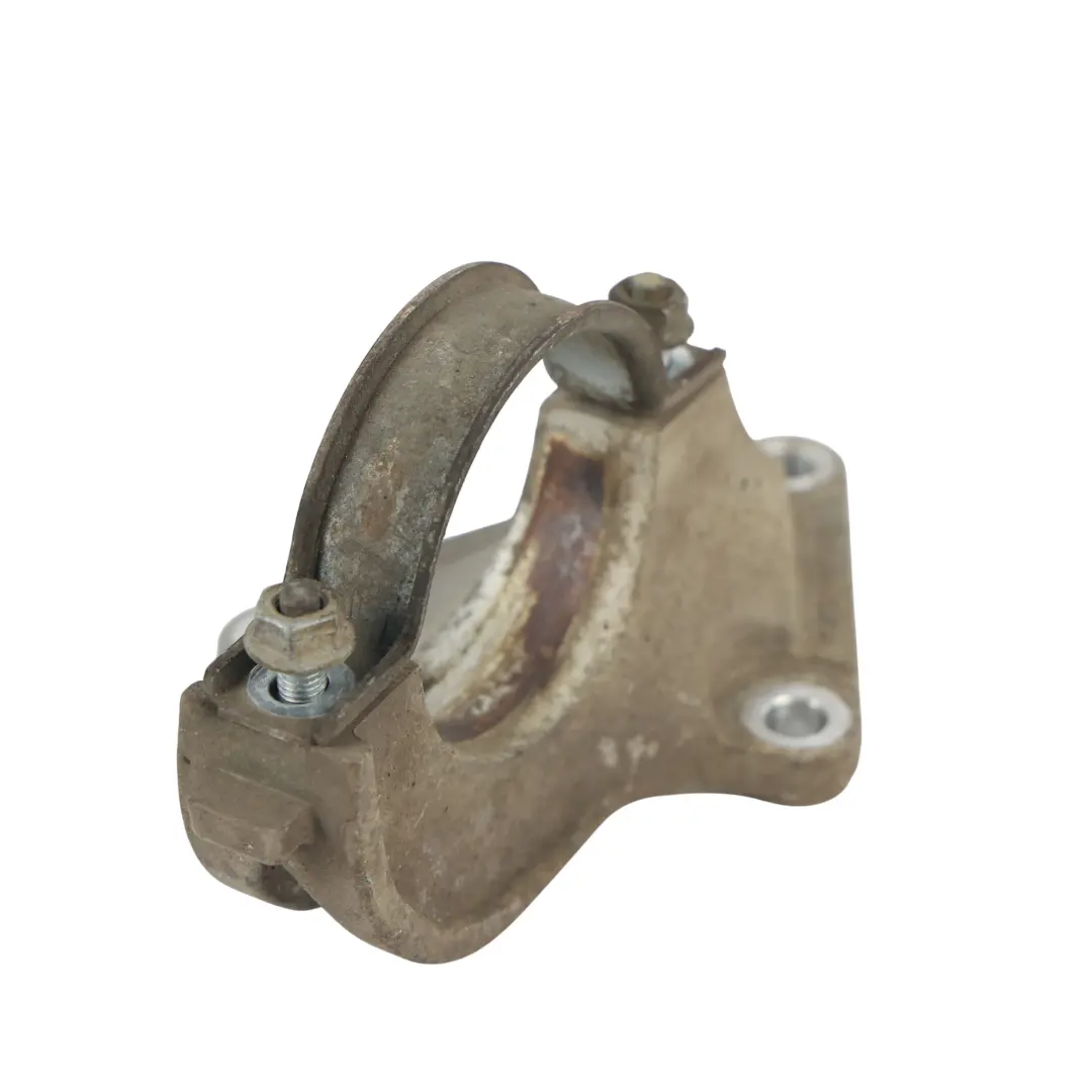Driveshaft Mount Hanger Bracket Support DG98-3K305-AA to Ford Mondeo 2.0 Hybrid with Part number 5165984 Ford Mondeo 2.0 Hybrid Driveshaft Mount Hanger Bracket Support DG98-3K305-AA - SKU 5165984 - Part number 5165984